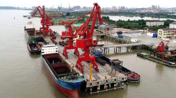 渝北概述露天料场港口封闭问题的实行方法